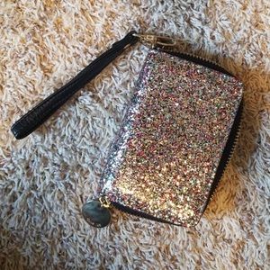 ✨PRICE DROP!✨Deux Lux Glitter Wristlet/Wallet